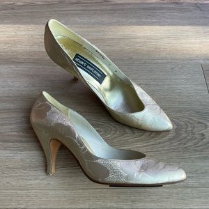 Vintage Stuart Weitzman gold point-toe pumps *needs heel tip replacements*
